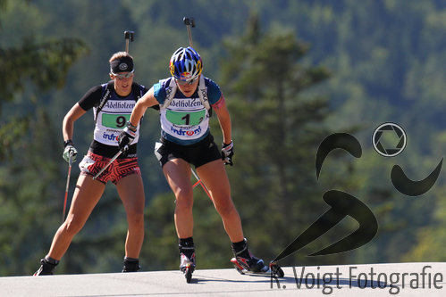 12.09.2015, xkvx, Wintersport, Deutsche Meisterschaft Biathlon 2015, v.l. Anna Simoneit (SSV Altenberg), Miriam Goessner (SC Garmisch)