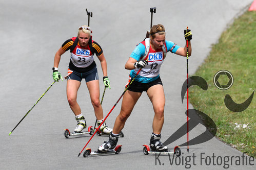 13.09.2015, xkvx, Wintersport, Deutsche Meisterschaft Biathlon 2015, v.l. Janina Hettich (SC Schoenwald), Carolin Leunig (WSV Clausthal-Zellerfeld)
