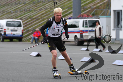 25.09.2015, xkvx, Wintersport, Lapua-Cup Biathlon, v.l. Erik Weick (SV Frankenhain)
