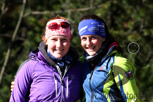 02.10.2015, xkvx, Wintersport, Biathlon Nordcup 2015, Speziallauf klassisch v.l. Sophie Leipold, Elisabeth Schmidt
