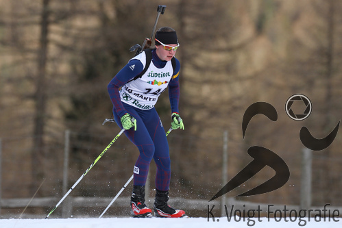 18.12.2015, xkvx, Wintersport, Biathlon Alpencup Martell, Sprint v.l. SEBASTIAN Victoria