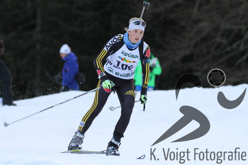 19.12.2015, xkvx, Wintersport, Biathlon Alpencup Martell, Sprint v.l. ECKSTEIN Sina