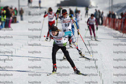 27.02.2016, xkvx, Wintersport, DSV Biathlon Deutschlandpokal Cross Sprint v.l. MUENZNER Jennifer
