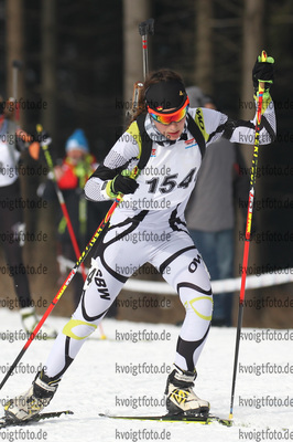 28.02.2016, xkvx, Wintersport, DSV Biathlon Deutschlandpokal Massenstart v.l. BRAUN Sabrina