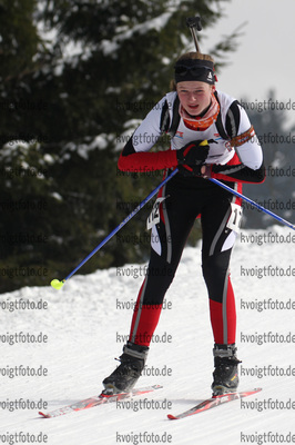 28.02.2016, xkvx, Wintersport, DSV Biathlon Deutschlandpokal Massenstart v.l. HARTMANN Johanna