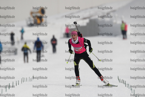28.02.2016, xkvx, Wintersport, DSV Biathlon Deutschlandpokal Massenstart v.l. HERMANN Hanna-Michelle
