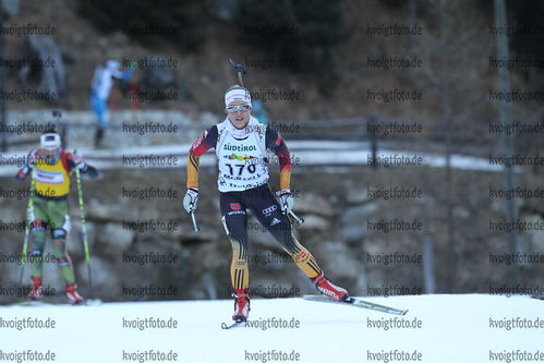 18.12.2016, xkvx, Wintersport, DSV Biathlon Deutschlandpokal Sprint v.l. SCHABER Sarah