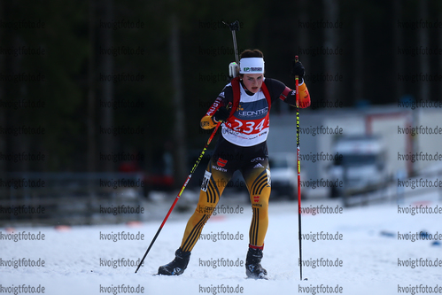 07.01.2018, xkvx, Wintersport, DSV Biathlon Deutschlandpokal - Notschrei, Verfolgung v.l. SCHMIDT Elisabeth