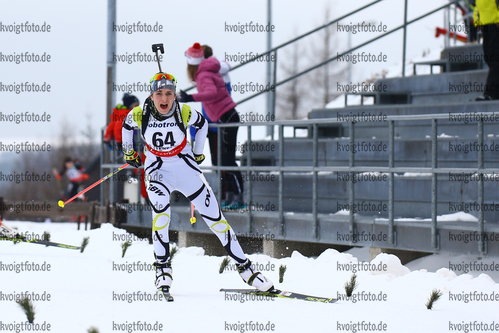 10.02.2018, xkvx, Wintersport, DSV Biathlon Deutschlandpokal - Altenberg, Massenstart v.l. BEHRINGER Emilie