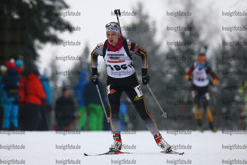 11.02.2018, xkvx, Wintersport, DSV Biathlon Deutschlandpokal - Altenberg, Verfolgung v.l. SCHARFENBERG Saskia