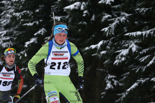 11.02.2018, xkvx, Wintersport, DSV Biathlon Deutschlandpokal - Altenberg, Verfolgung v.l. RING Lena