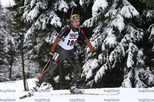 11.02.2018, xkvx, Wintersport, DSV Biathlon Deutschlandpokal - Altenberg, Verfolgung v.l. BEHRINGER Emilie