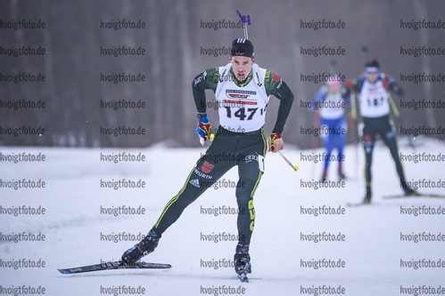 22.02.2019, xkvx, Biathlon, Deutsche Jugendmeisterschaft Kaltenbrunn, Einzel, v.l. HOLLANDT Florian