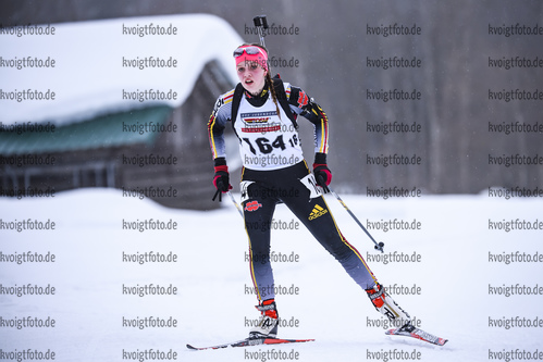 22.02.2019, xkvx, Biathlon, Deutsche Jugendmeisterschaft Kaltenbrunn, Einzel, v.l. SCHARFENBERG Saskia