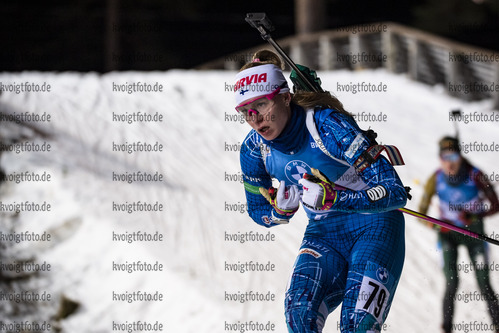 28.11.2020, xkvx, Biathlon IBU Weltcup Kontiolahti, Einzel Damen, v.l. Suvi Minkkinen (Finland) in aktion / in action competes
