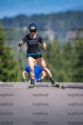10.07.2021, xkvx, Biathlon Training Lavaze, v.l. Marion Wiesensarter (Germany)  