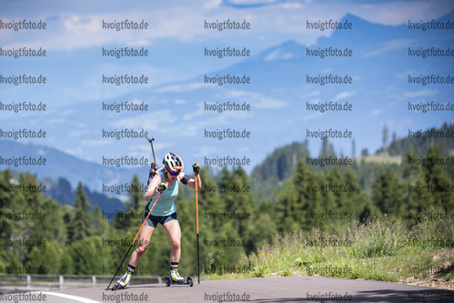 10.07.2021, xkvx, Biathlon Training Lavaze, v.l. Janina Hettich (Germany)  