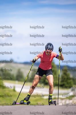 10.07.2021, xkvx, Biathlon Training Lavaze, v.l. Karolin Horchler (Germany)  
