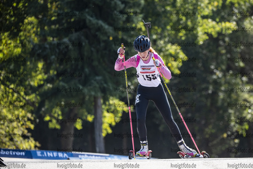 01.10.2021, xkvx, Biathlon, Deutschlandpokal Altenberg, Sprint - weiblich, v.l. Paula Hable (Germany)