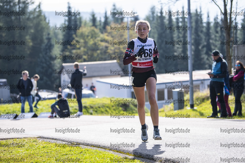 02.10.2021, xkvx, Biathlon, Deutschlandpokal Altenberg, Cross - weiblich, v.l. Inga Ducke (Germany)