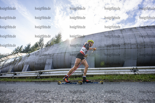 03.10.2021, xkvx, Biathlon, Deutschlandpokal Altenberg, Berglauf - weiblich, v.l. Charlotte Gallbronner (Germany)