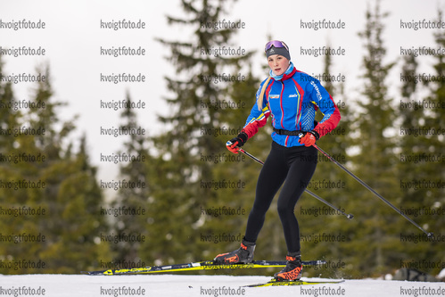 10.11.2021, xkvx, Biathlon Training Sjusjoen, v.l. Lotta Kesper (Germany)  