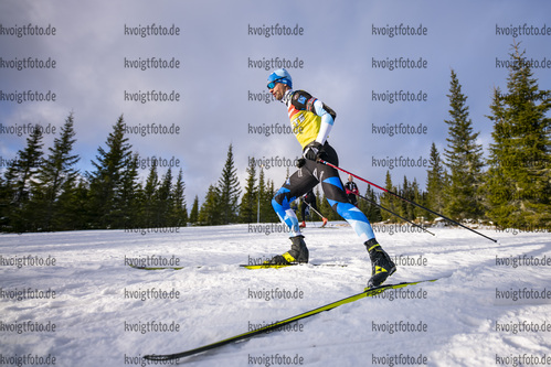 11.11.2021, xkvx, Biathlon Training Sjusjoen, v.l. Unknown / Unbekannt / Estonia Athlete  