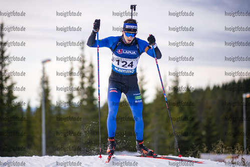 12.11.2021, xkvx, Biathlon Training Sjusjoen, v.l. Unknown / Unbekannt / Norwegian - Norway Athlete / Team Mesterbakken  
