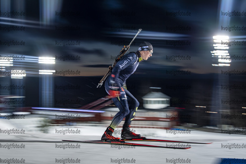 25.11.2021, xkvx, Biathlon IBU World Cup Oestersund, Training Women and Men, v.l. Justus Strelow (Germany) in aktion / in action competes