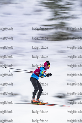 30.11.2021, xkvx, Biathlon IBU World Cup Oestersund, Training Women and Men, v.l. Chloe Chevalier (France) in aktion / in action competes