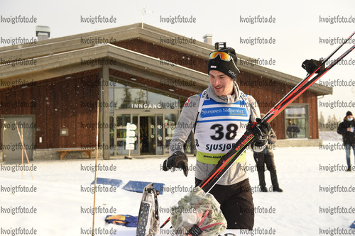 03.12.2021, xetx, Biathlon IBU Cup Sjusjoen, Sprint Men, v.l. Martin Jaeger (SWITZERLAND)  / 