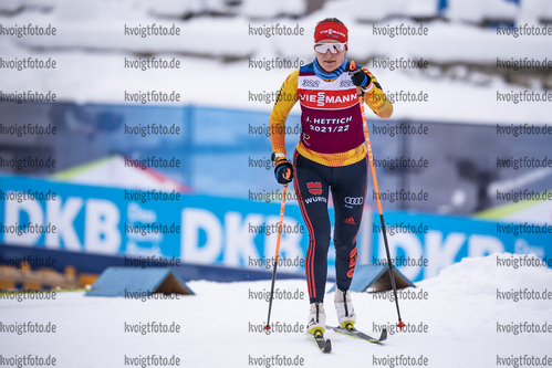 08.12.2021, xkvx, Biathlon IBU World Cup Hochfilzen, Training Women and Men, v.l. Janina Hettich (Germany) in aktion / in action competes