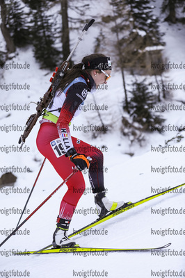 10.12.2021, xmcx, Biathlon IBU Junior Cup Martell, Individual Women, v.l. Lisa Osl (Austria)  / 