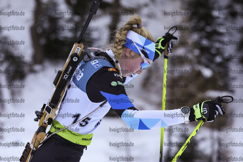 10.12.2021, xmcx, Biathlon IBU Junior Cup Martell, Individual Women, v.l. Emma Roberta Rajando (Estonia)  / 