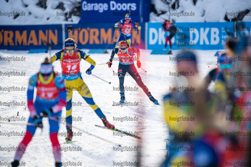 12.12.2021, xkvx, Biathlon IBU World Cup Hochfilzen, Pursuit Women, v.l. Vanessa Voigt (Germany) im Ziel / at the finish