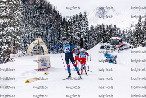 12.12.2021, xljkx, Cross Country FIS World Cup Davos, 15km Men, v.l. Petr Knop (Czechia)  / 