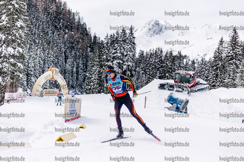 12.12.2021, xljkx, Cross Country FIS World Cup Davos, 15km Men, v.l. Marre de Thibaut (Belgium)  / 