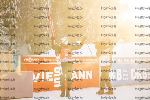 18.12.2021, xkvx, Biathlon IBU World Cup Le Grand Bornand, Pursuit Men, v.l. Sturla Holm Laegreid (Norway) bei der Siegerehrung / at the medal ceremony