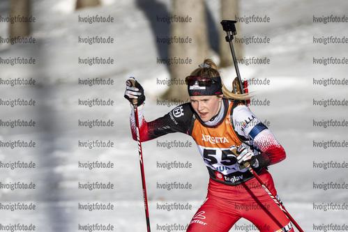 13.01.2022, xsoex, Biathlon IBU Junior Cup Pokljuka, Sprint Women, v.l. Lara Wagner (Austria) in aktion / in action competes