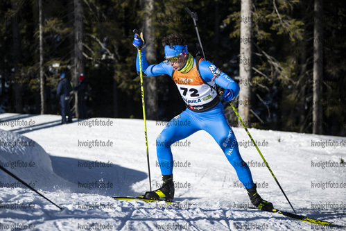 13.01.2022, xsoex, Biathlon IBU Junior Cup Pokljuka, Sprint Men, v.l. Nicolo Giraudo (Italy) in aktion / in action competes