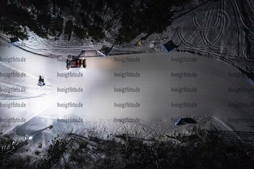 15.01.2022, xkvx, Biathlon IBU World Cup Ruhpolding, Stadium Overview, v.l. Feature / Stadionansicht / Luftbild / Drohnenbild / Drohne / Flutlicht / Stadium Overview / Dronepicture / Drone / Night / Floodlight