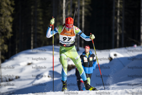 15.01.2022, xsoex, Biathlon IBU Junior Cup Pokljuka, Sprint Men, v.l. Tadej Repnik (Slovenia) in aktion / in action competes