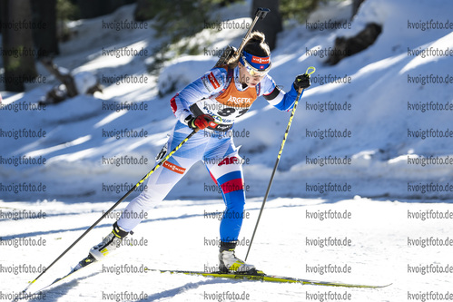 15.01.2022, xsoex, Biathlon IBU Junior Cup Pokljuka, Sprint Women, v.l. Barbara Skacanova (Slovakia) in aktion / in action competes