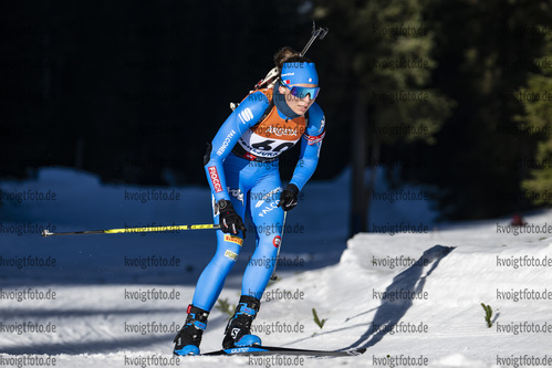 15.01.2022, xsoex, Biathlon IBU Junior Cup Pokljuka, Sprint Women, v.l. Sara Scattolo (Italy) in aktion / in action competes