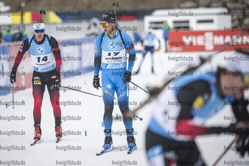 22.01.2022, xkvx, Biathlon IBU World Cup Anterselva, Mass Start Men, v.l. Sivert Guttorm Bakken (Norway), Antonin Guigonnat (France) im Ziel / in the finish