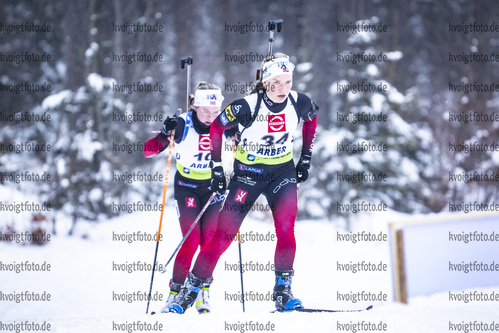 29.01.2022, xsoex, Biathlon IBU Open European Championships Arber, Pursuit Women, v.l. Karoline Erdal (Norway), Juni Arnekleiv (Norway)  / 