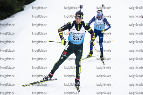 04.02.2021, xsoex, Biathlon Deutschlandpokal Clausthal-Zellerfeld, v.l. Julius Hofmann (Germany)  / 
