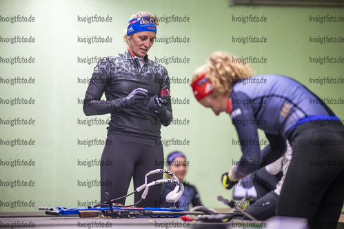 Ruhpolding, Deutschland, 25.05.22: Vanessa Hinz (Germany), Janina Hettich (Germany) in aktion in der Schiesshalle waehrend des Training am 25. Februar 2022 in Ruhpolding. (Foto von Kevin Voigt / VOIGT)

Ruhpolding, Germany, 25.05.22: Vanessa Hinz (Germany), Janina Hettich (Germany) in the shooting hall during the training at the May 25, 2022 in Ruhpolding. (Photo by Kevin Voigt / VOIGT)