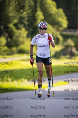 Obertilliach, Oesterreich, 14.08.22: Sophia Schneider (Germany) in aktion waehrend des Training am 14. August 2022 in Obertilliach. (Foto von Kevin Voigt / VOIGT)

Obertilliach, Austria, 14.08.22: Sophia Schneider (Germany) in action competes during the training at the August 14, 2022 in Obertilliach. (Photo by Kevin Voigt / VOIGT)