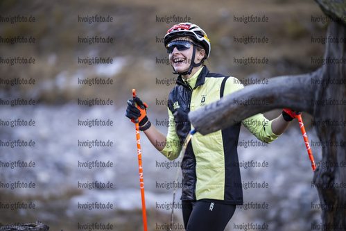 Livigno, Italien, 04.10.22: Vanessa Voigt (Germany) schaut waehrend des Training am 04. Oktober 2022 in Livigno. (Foto von Kevin Voigt / VOIGT)

Livigno, Italy, 04.10.22: Vanessa Voigt (Germany) looks on during the training at the October 04, 2022 in Livigno. (Photo by Kevin Voigt / VOIGT)